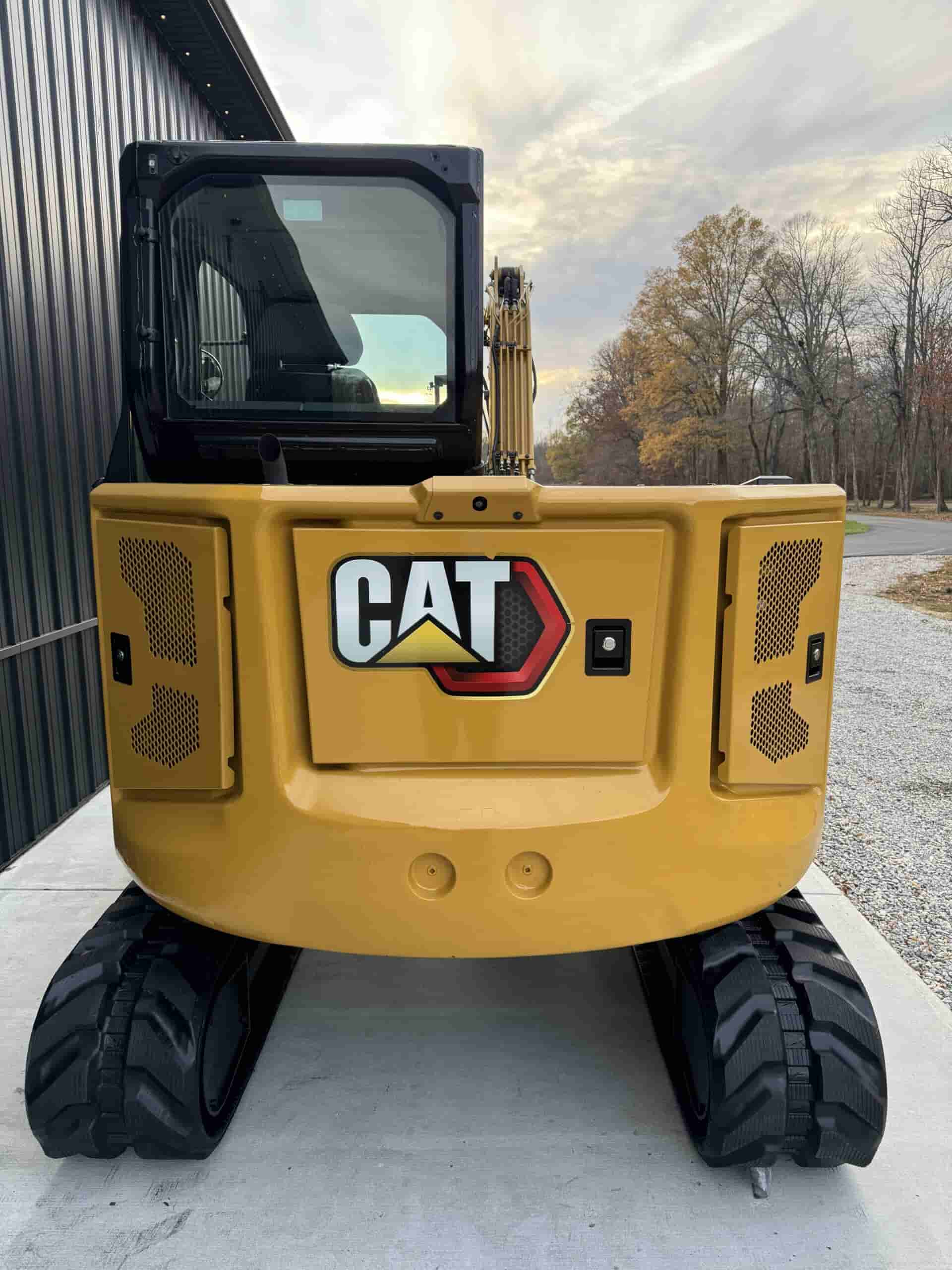 2021 CAT 306 CR
